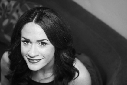 海峡娱乐盛宴：两岸明星齐聚，共同点燃激情夜晚